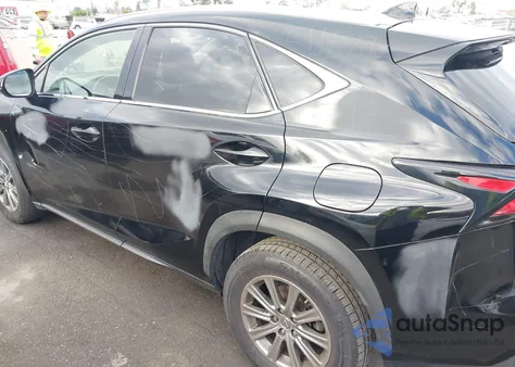 2017 Lexus Nx 200T z USA, uszkodzony, nr VIN JTJYARBZ3H2071853
